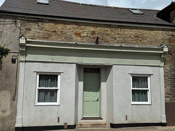 1 Bedroom Flat To Rent In Station Road, Liskeard, PL14
