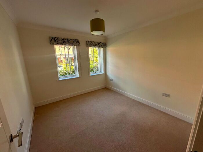 2 Bedroom Retirement Property For Sale In Smyth Court Redwood Drive, Bristol, BS8