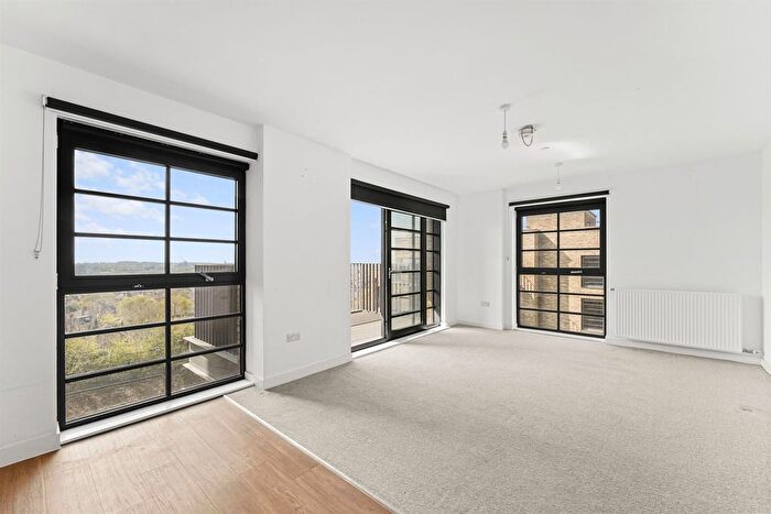 1 Bedroom Flat To Rent In Southway, Wembley, HA9