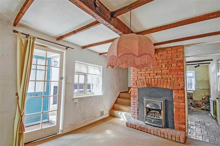 2 Bedroom Detached House For Sale In High Street, Barkway, Royston, SG8