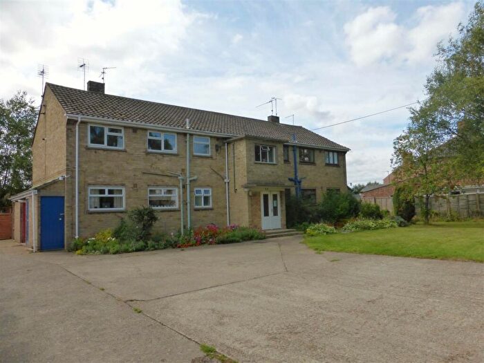 2 Bedroom Flat To Rent In Eastrea Road, Whittlesey, Peterborough, PE7