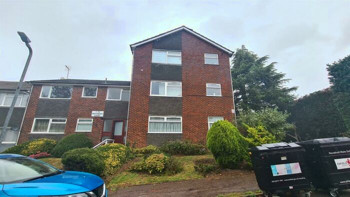 1 Bedroom Flat To Rent In Grovebury Court, Southgate, N14