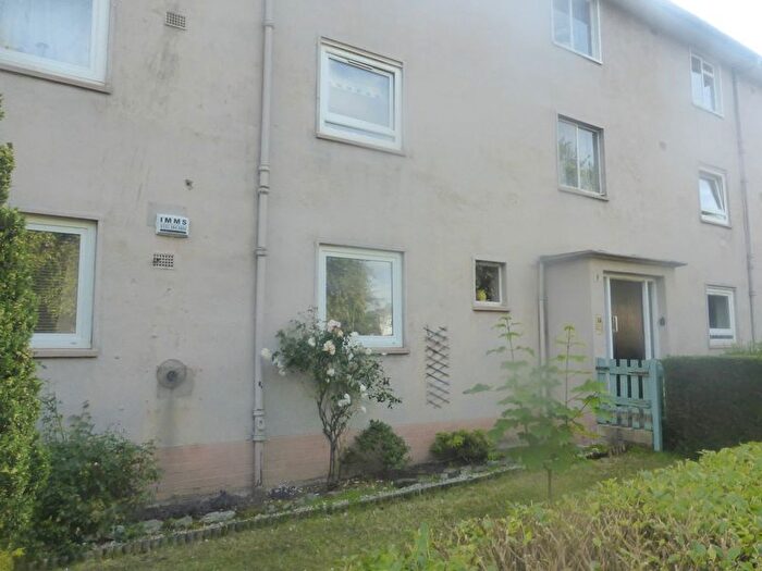 2 Bedroom Flat To Rent In Cumnor Crescent, Gilmerton, Edinburgh, EH16