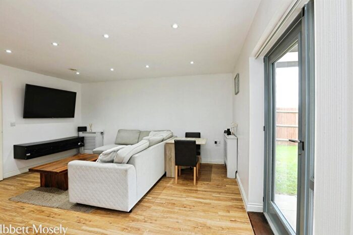 2 Bedroom Maisonette For Sale In The Beckers, Crawley Down, Crawley, RH10