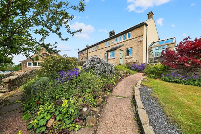 4 Bedroom Cottage For Sale In Herb House, Snowgatehead, New Mill, Holmfirth, HD9