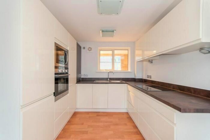1 Bedroom Flat To Rent In Lansdown Villas, Camden Row, Bath, BA1