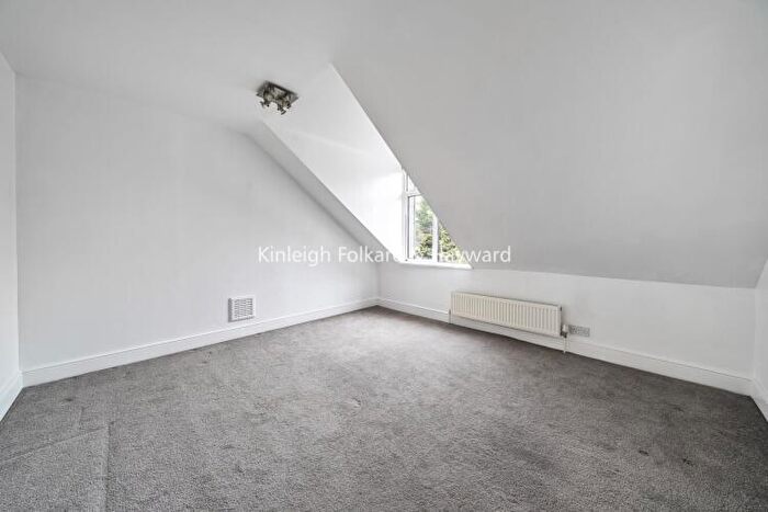 2 Bedroom Apartment To Rent In Rosendale Road London, SE21