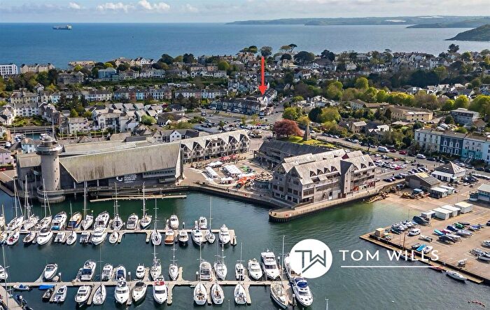 2 Bedroom Flat For Sale In Between The Town And The Beach, Avenue Road, Falmouth, TR11