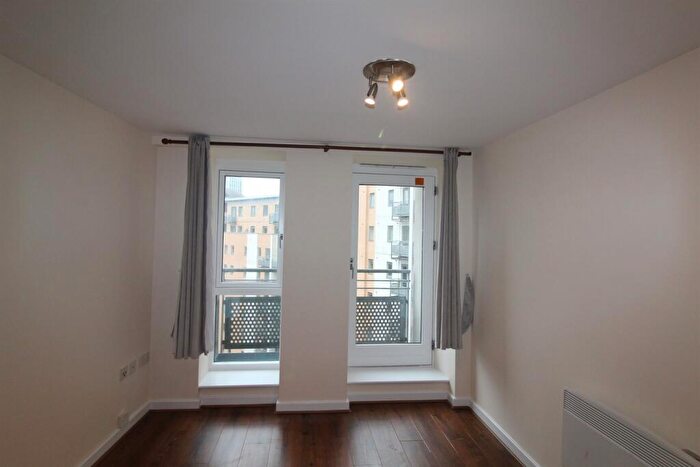 2 Bedroom Apartment To Rent In Aspect, Leeds, LS2