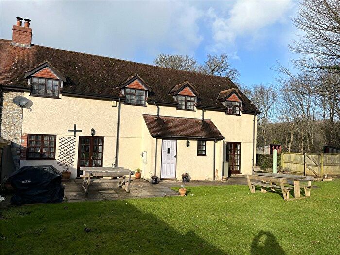 4 Bedroom Semi-Detached House To Rent In Rhode Barton, Lyme Regis, DT7