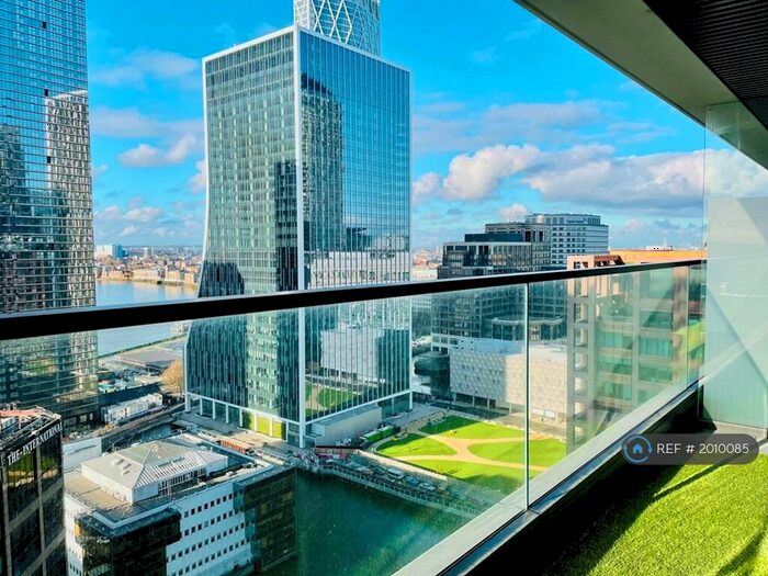 Studio To Rent In Wards Place, London, E14