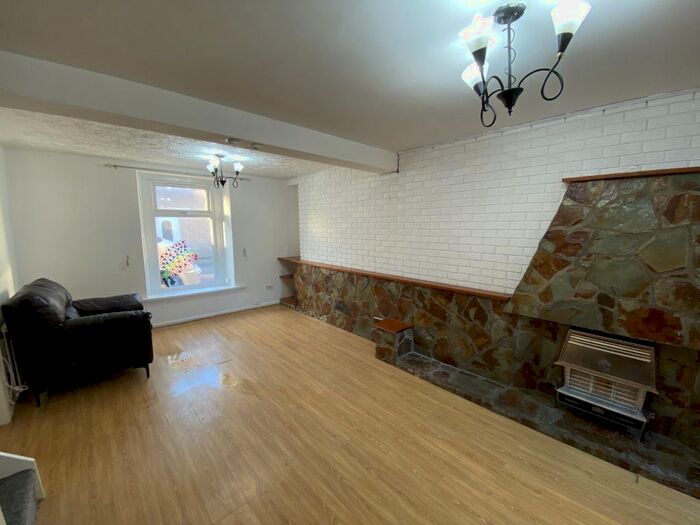 3 Bedroom Property To Rent In Angel St, Port Talbot, SA12