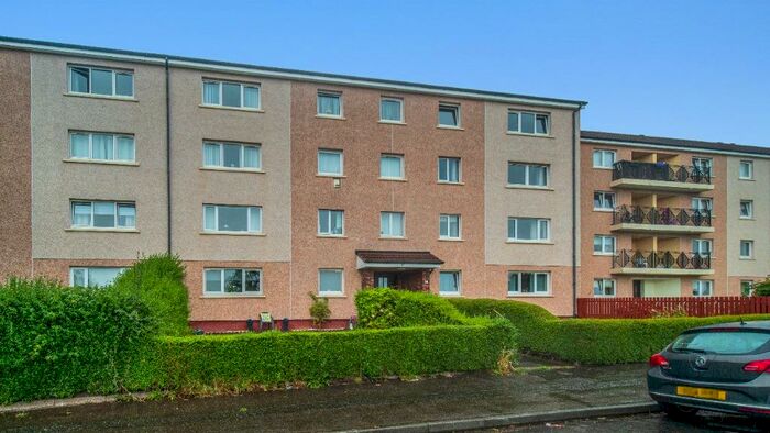 2 Bedroom Flat To Rent In Heathcot Avenue, Drumchapel, Glasgow, G15