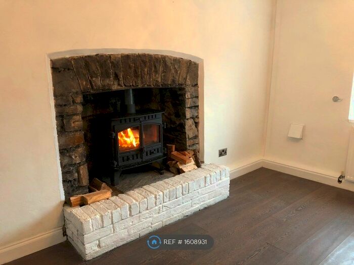 2 Bedroom Terraced House To Rent In Blaenllechau Road, Ferndale, CF43