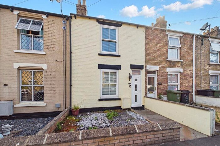 3 Bedroom Terraced House For Sale In Vicarage Road, Thetford, IP24