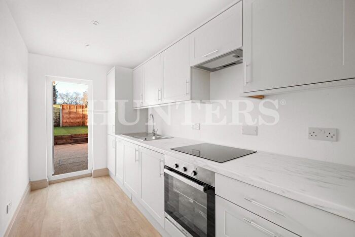 3 Bedroom Property For Sale In Chalgrove Road, London, N17
