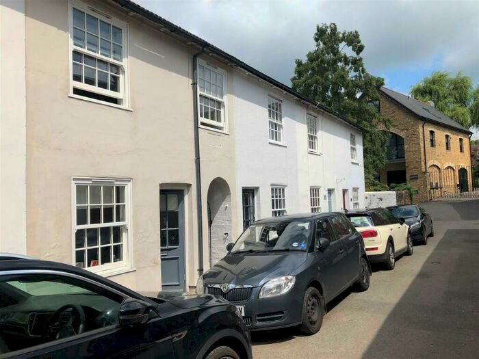 2 Bedroom Terraced House To Rent In Bridge Street, Berkhamsted, HP4