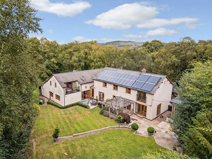 6 Bedroom Detached House For Sale In Red Lane, Stockport, SK12