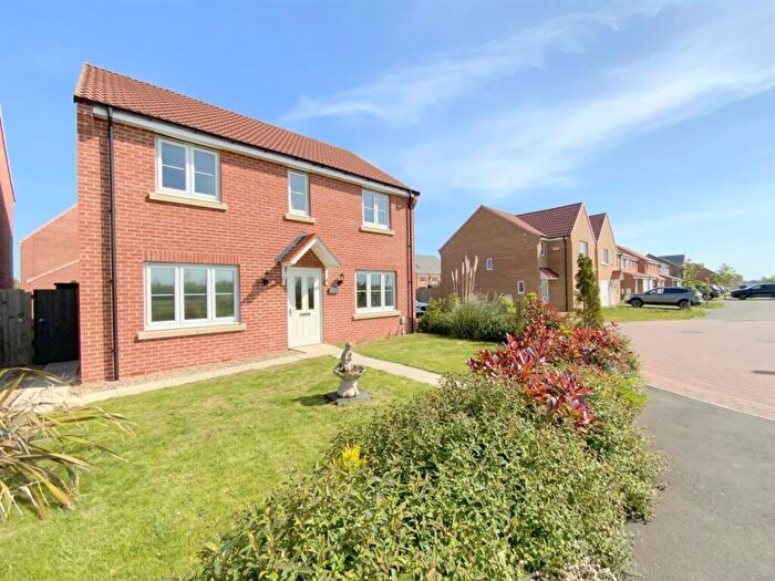 4 Bedroom Detached House For Sale In Eagle Drive, Humberston, DN36