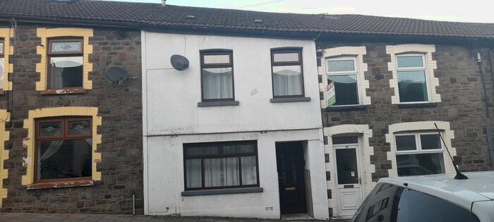 3 Bedroom Property To Rent In Court Street, Blaenclydach, Tonypandy, CF40