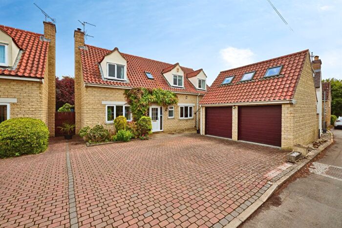 4 Bedroom Detached House For Sale In Maffit Road, Ailsworth, Peterborough, PE5