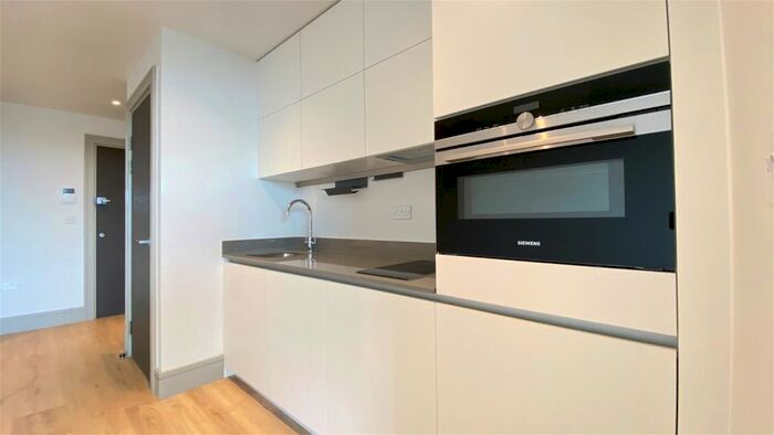 Studio To Rent In 38 Market Square, Uxbridge, Middlesex UB8