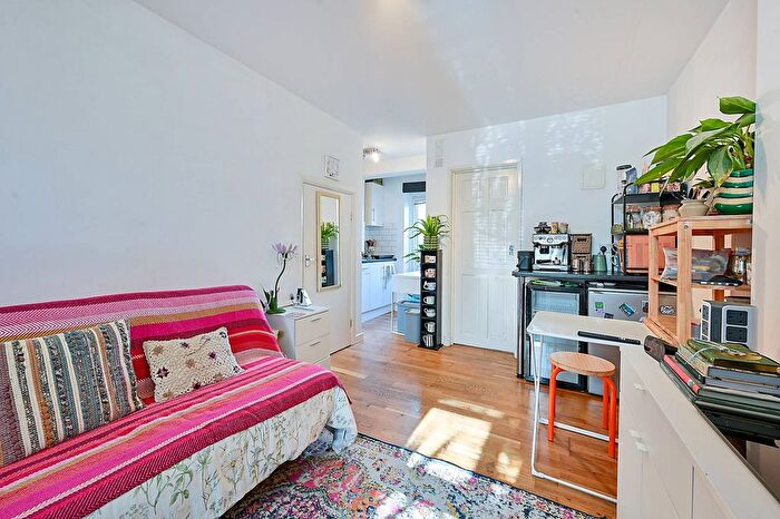 Studio To Rent In Hawthorn Road, South Ealing, Ealing, W5