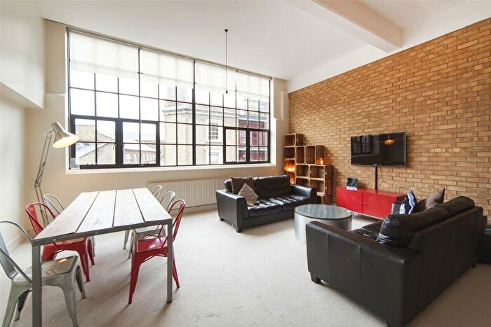 1 Bedroom Apartment To Rent In Chimney Court, Brewhouse Lane, London, E1W