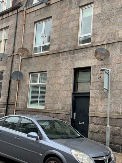 1 Bedroom Flat To Rent In Howburn Place, Aberdeen, AB11