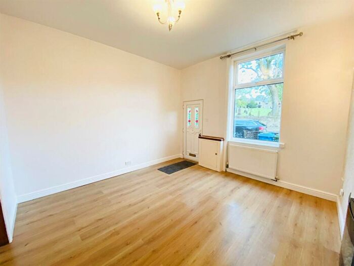 2 Bedroom End Of Terrace House For Sale In Cambridge Street, Stalybridge, SK15