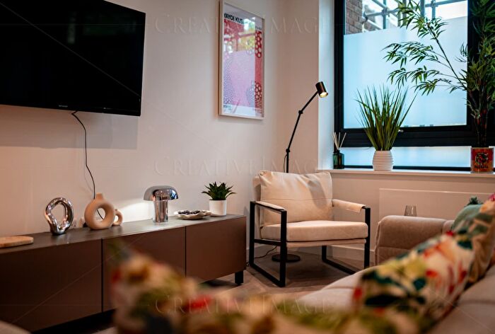 1 Bedroom Apartment For Sale In Silbury Blvd, Milton Keynes, MK9