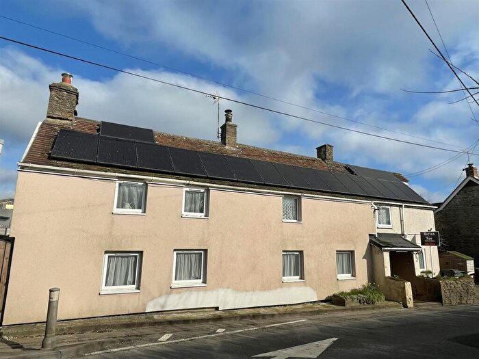 3 Bedroom Cottage For Sale In Towns End, Henstridge, Templecombe, BA8