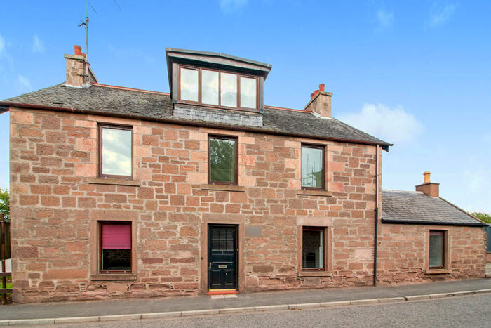 4 Bedroom Detached House To Rent In Station Road, Laurencekirk, Kincardineshire, AB30