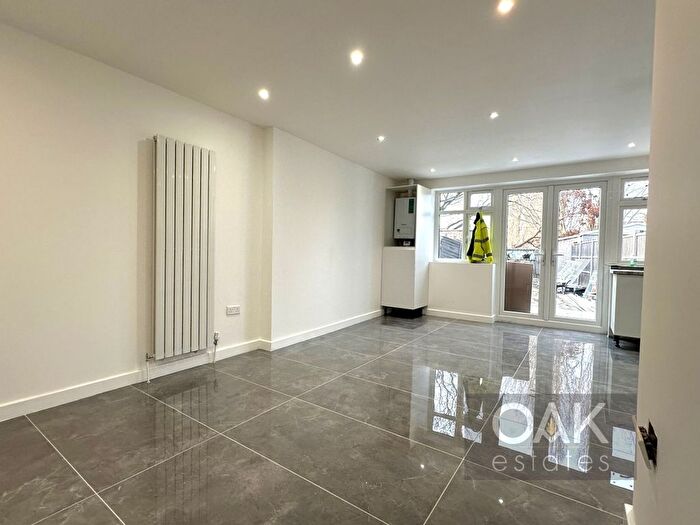 3 Bedroom Terraced House To Rent In Parkside Terrace, Great Cambridge Road, London, N18