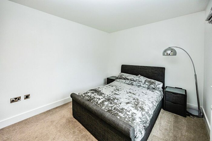 5 Bedroom Detached House For Sale In Beech Gardens, Halifax, HX2