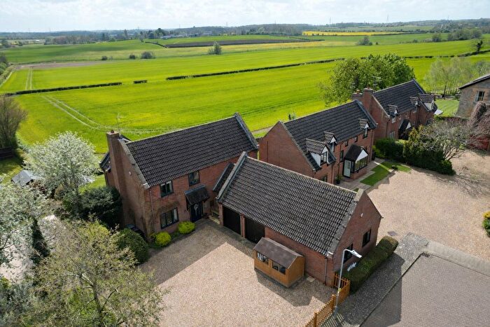 4 Bedroom Detached House For Sale In Farriers Way, Carlby, Stamford, PE9