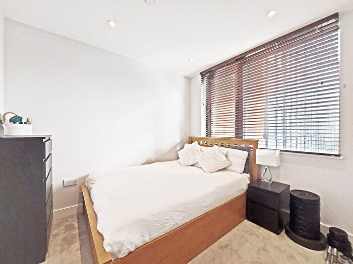 1 Bedroom Flat For Sale In Kymberley Road, Harrow, HA1