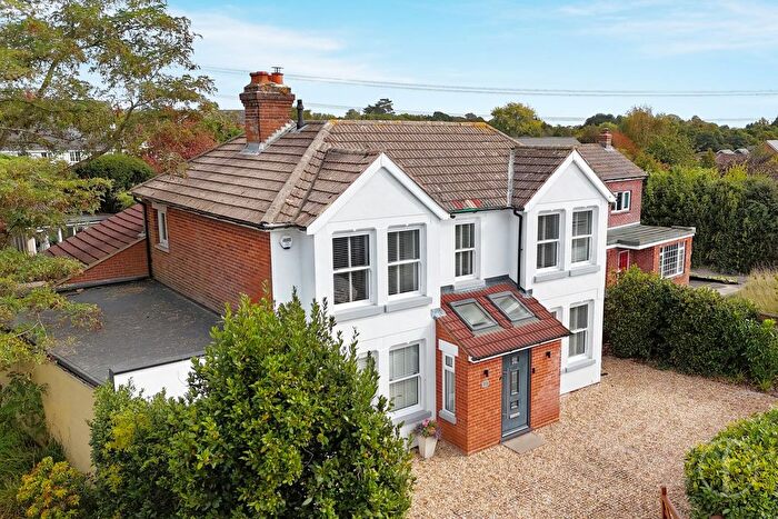 5 Bedroom Detached House For Sale In Hunts Pond Road, Fareham, PO14