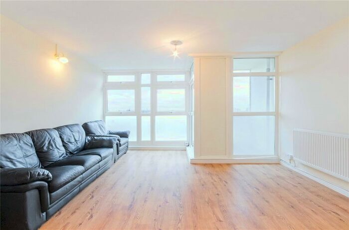 2 Bedroom Flat To Rent In Edinburgh House, Lanark Road, London, W9
