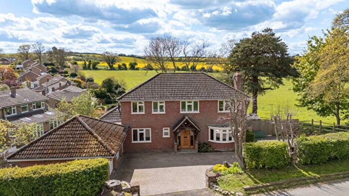 4 Bedroom Detached House For Sale In North Waltham, Basingstoke, RG25