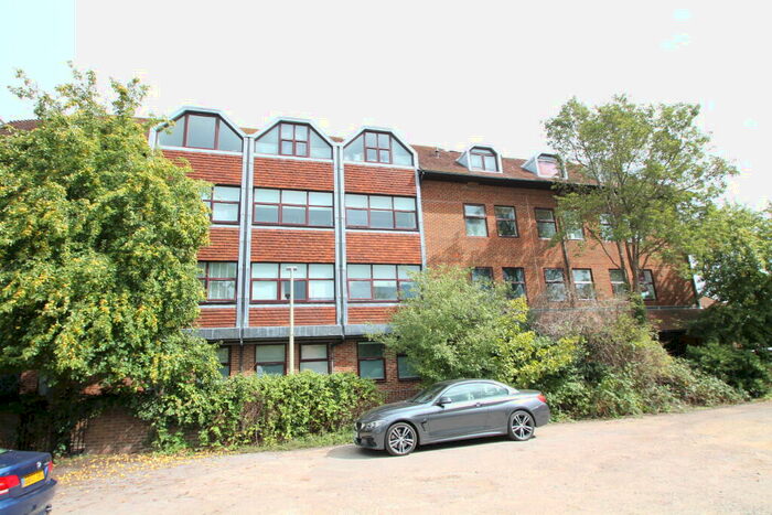 2 Bedroom Apartment To Rent In Swift House, Market Place, Wokingham, RG40