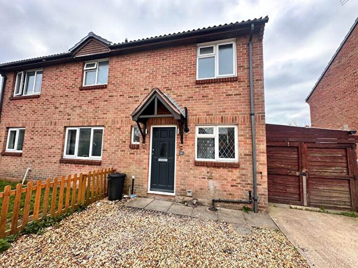 3 Bedroom Semi-Detached House To Rent In Merlin Way, Bognor Regis, PO22