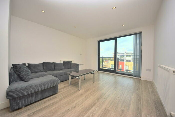 1 Bedroom Apartment To Rent In Gabrielle House, Gants Hill, IG2