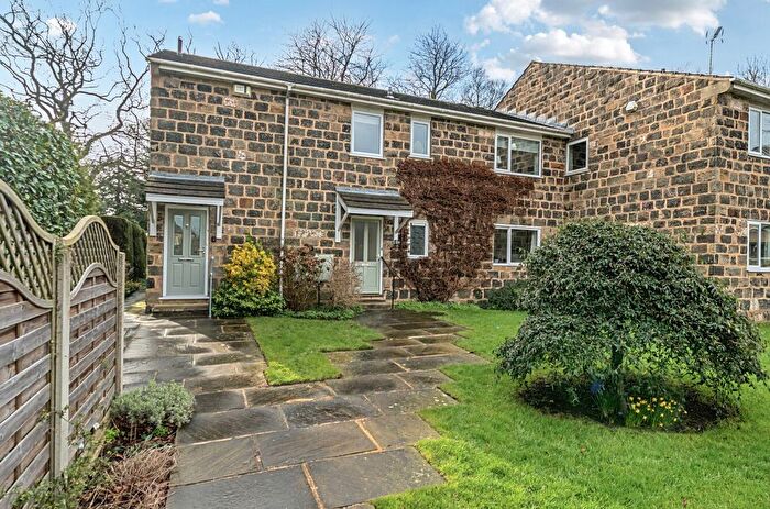 2 Bedroom Flat For Sale In Queens Road, Harrogate, North Yorkshire, HG2
