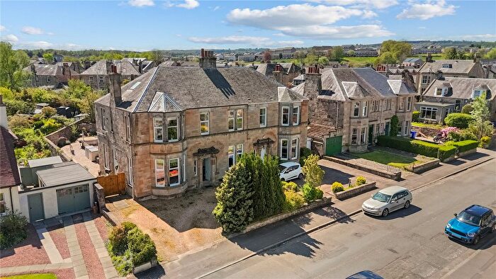 2 Bedroom Flat For Sale In Bellfield Road, Stirling, FK8