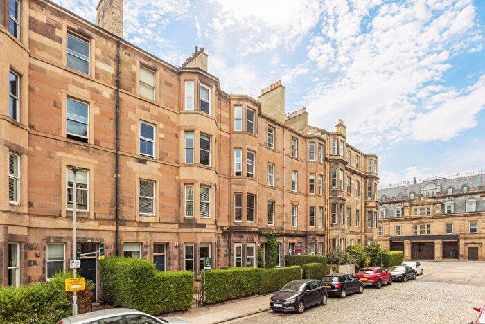 4 Bedroom Flat To Rent In Perth Street, Edinburgh, Midlothian, EH3