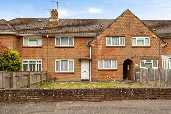 3 Bedroom House For Sale In Scott Close, Poole, BH12