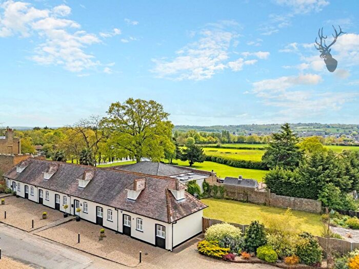 2 Bedroom Barn Conversion For Sale In Abridge Road, Theydon Bois, CM16