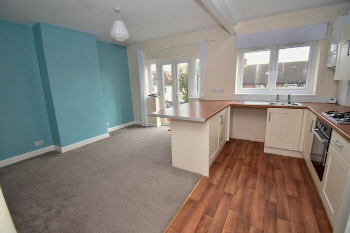 3 Bedroom Terraced House To Rent In Holcombe Road, Rochester ME1