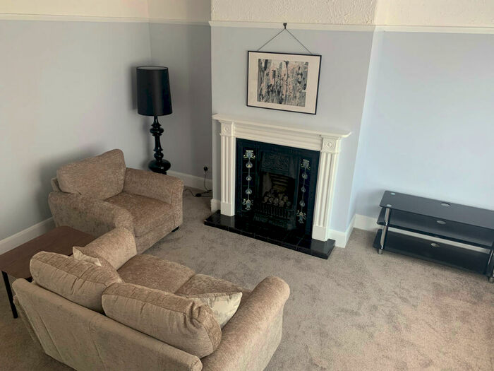 2 Bedroom Terraced House To Rent In Woodside Place, Leeds, West Yorkshire, LS4